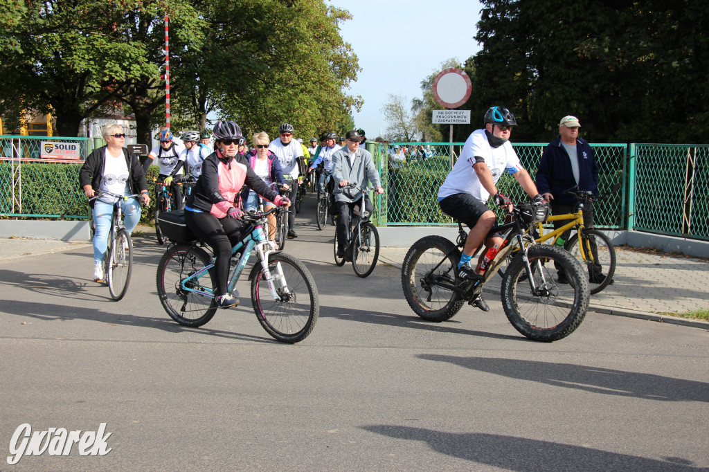 200 rowerzystów jedzie tropami górnośląskiej szlachty