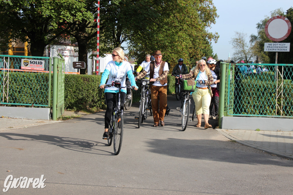 200 rowerzystów jedzie tropami górnośląskiej szlachty
