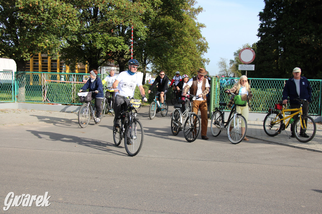200 rowerzystów jedzie tropami górnośląskiej szlachty