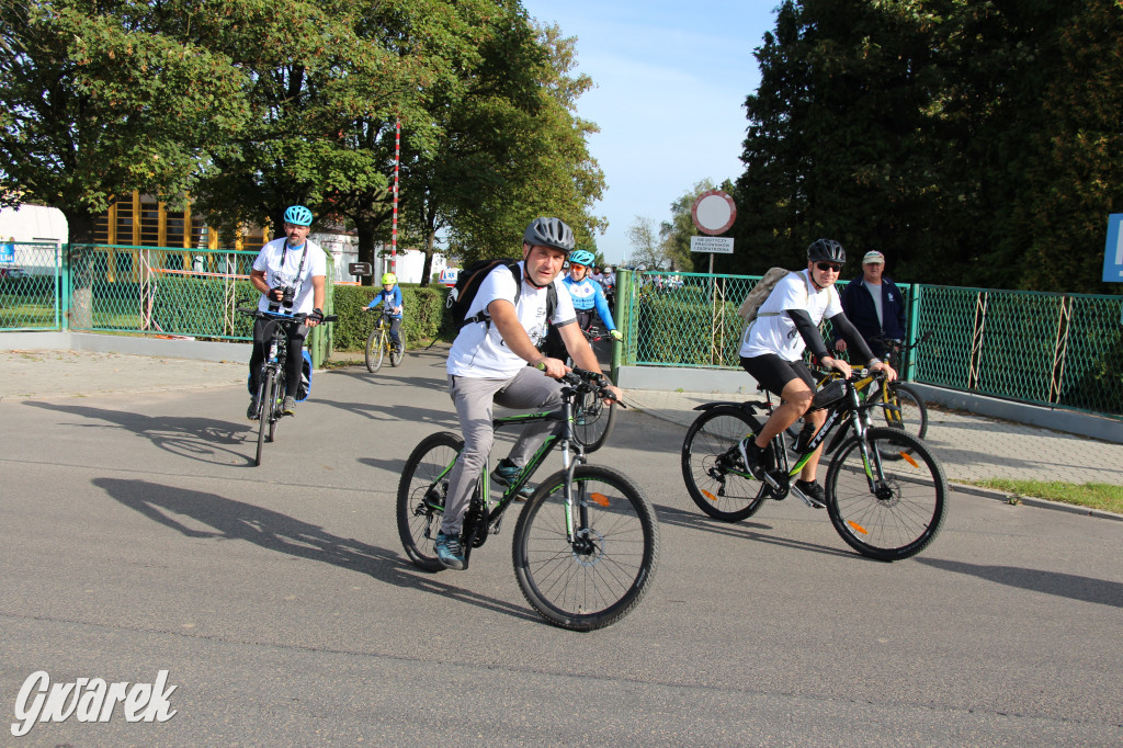 200 rowerzystów jedzie tropami górnośląskiej szlachty