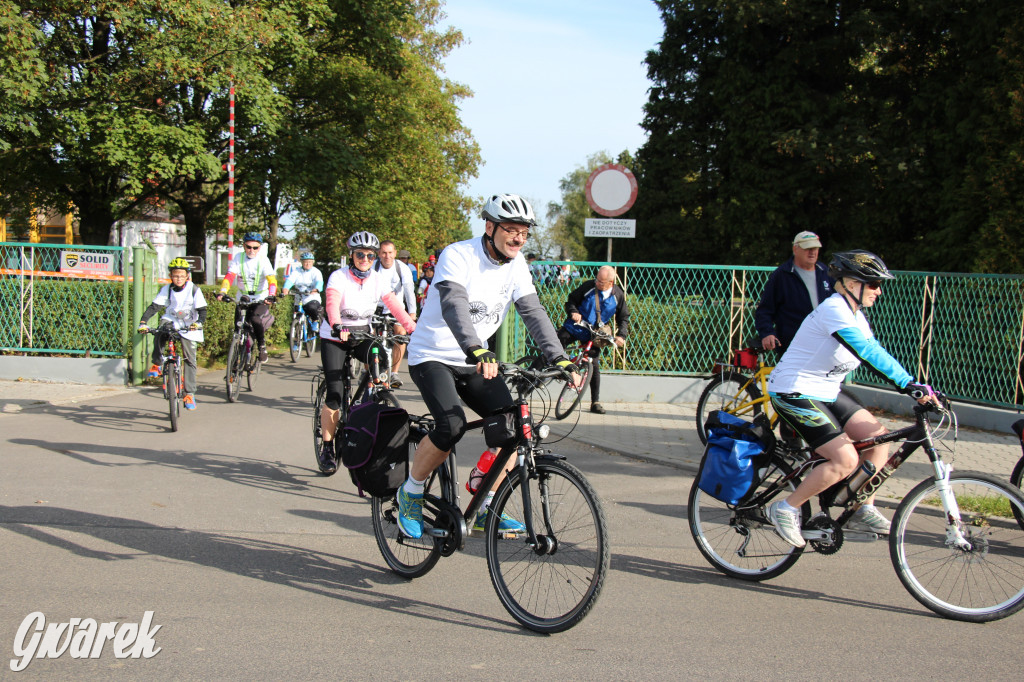 200 rowerzystów jedzie tropami górnośląskiej szlachty