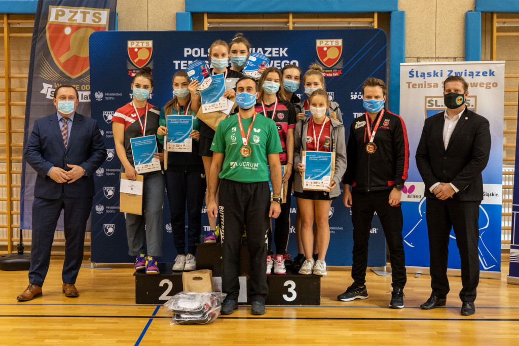 Złote i srebrne medale MKS Skarbek