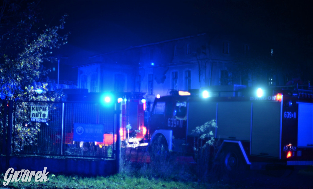 Kalety. Pożar w dawnej fabryce