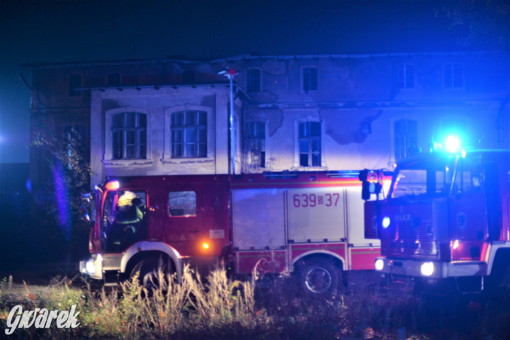 Kalety. Pożar w dawnej fabryce