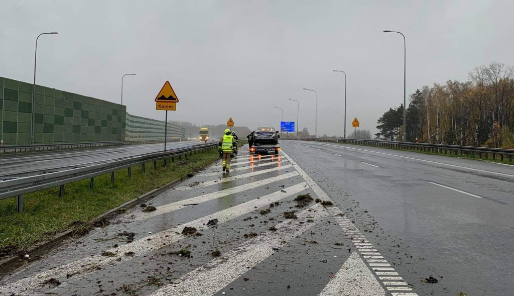 Uderzył w bariery energochłonne