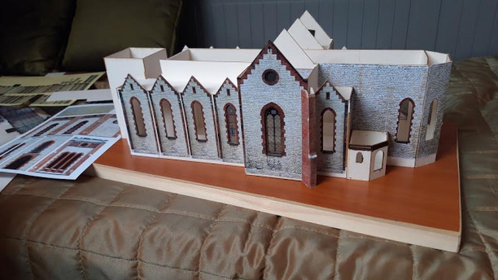 Makieta kościoła w Reptach Śląskich