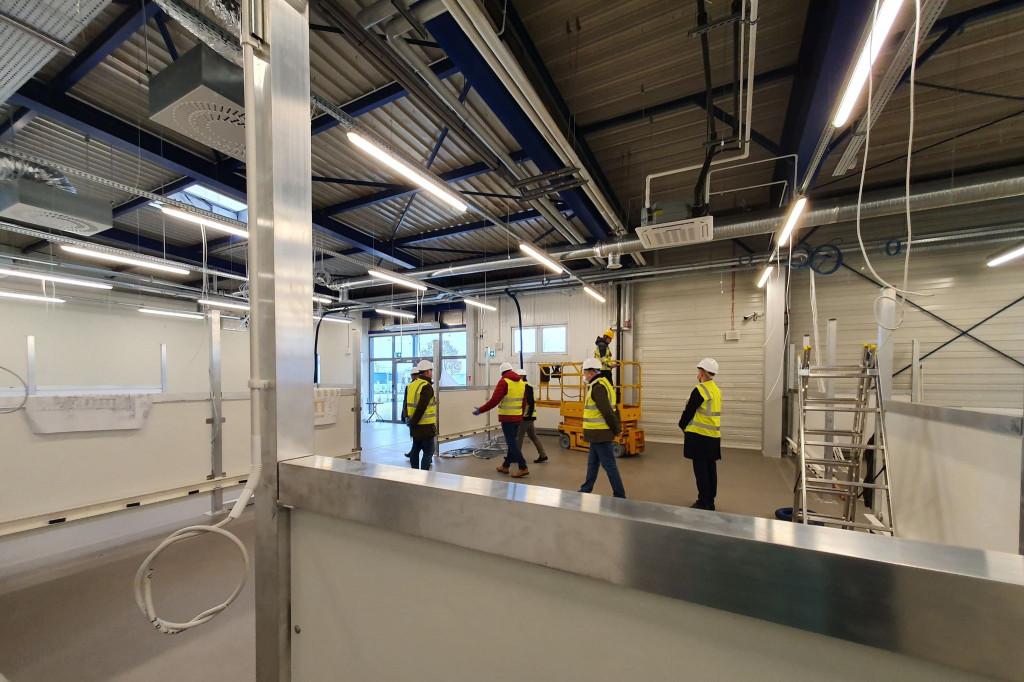 Trwa budowa szpitala tymczasowego w Pyrzowicach