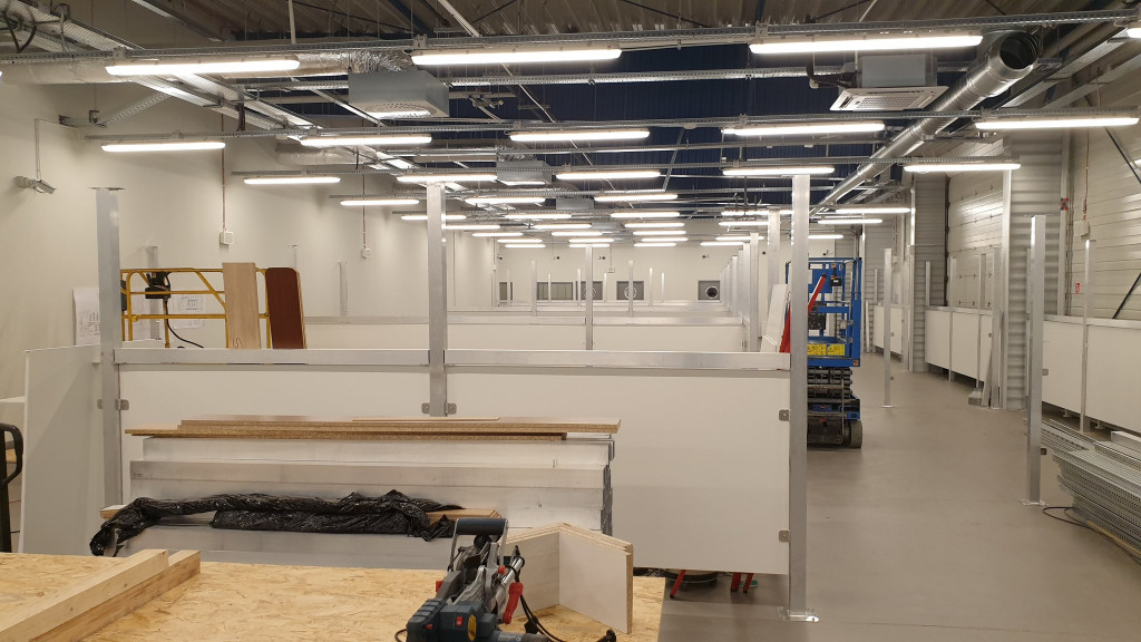 Trwa budowa szpitala tymczasowego w Pyrzowicach