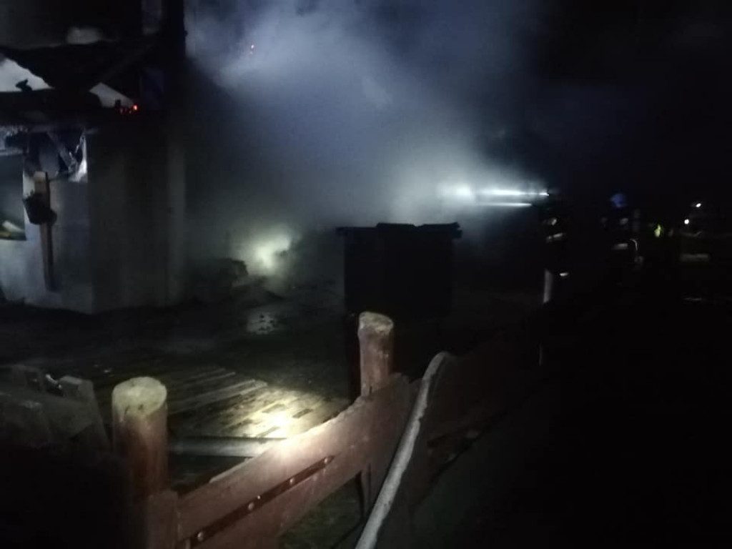 Duży pożar stajni w Nowej Wsi Tworoskiej