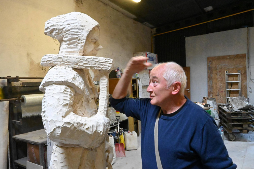 Nowy gwarek już prawie gotowy. Gdzie stanie?