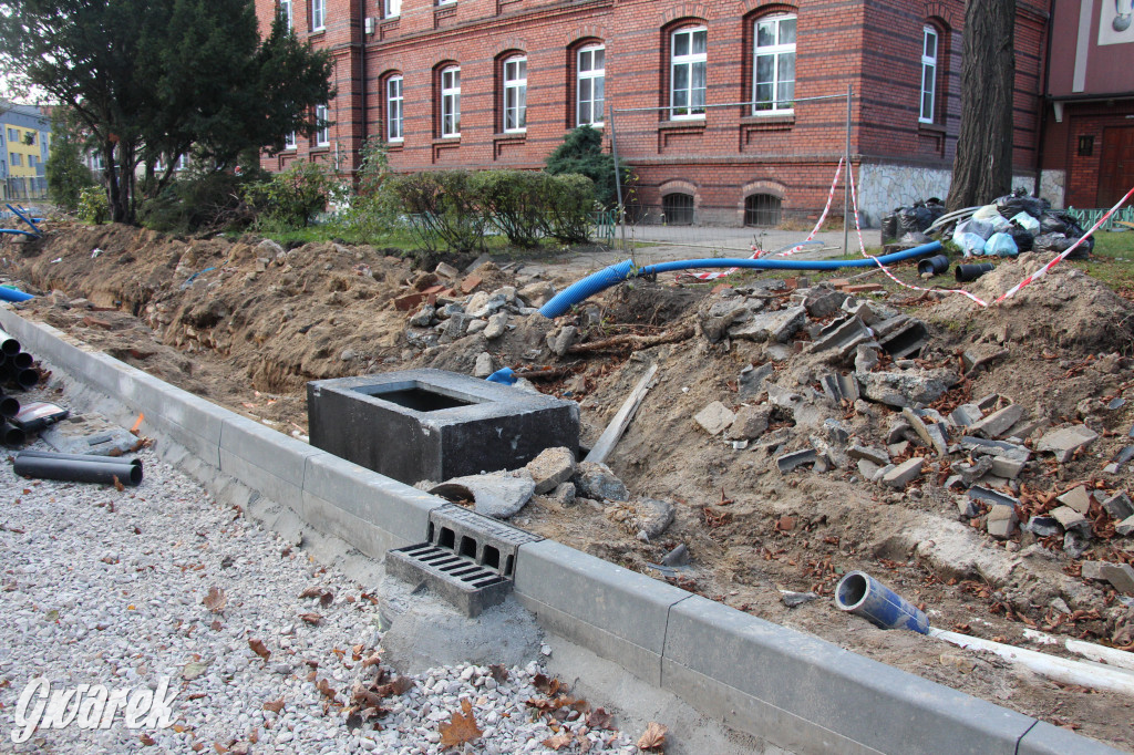 Remont ul. Powstańców Śląskich - chodniki i miejsce na zieleń