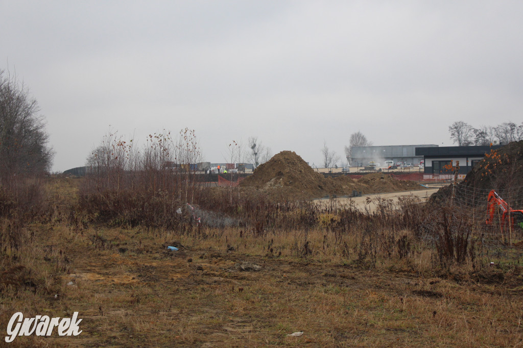 Centrum logistyczne przy DW 911 - hale już stoją