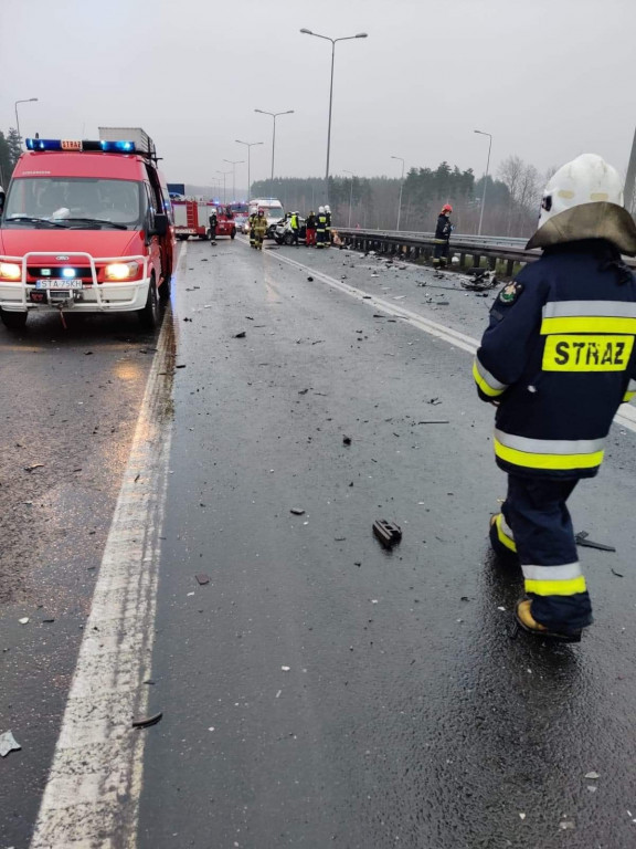 Czołowe zderzenie na drodze ekspresowej S1
