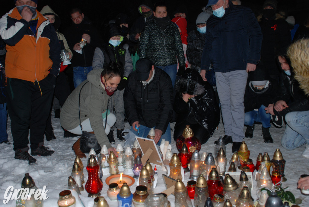 Piekarski spacer przeciw przemocy