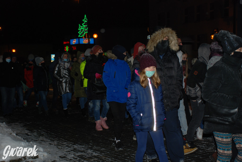 Piekarski spacer przeciw przemocy