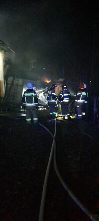 Pożar w Kaletach, spłonął budynek gospodarczy