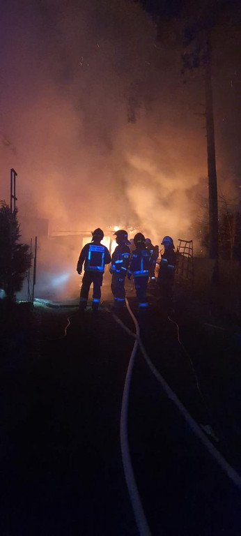 Pożar w Kaletach, spłonął budynek gospodarczy