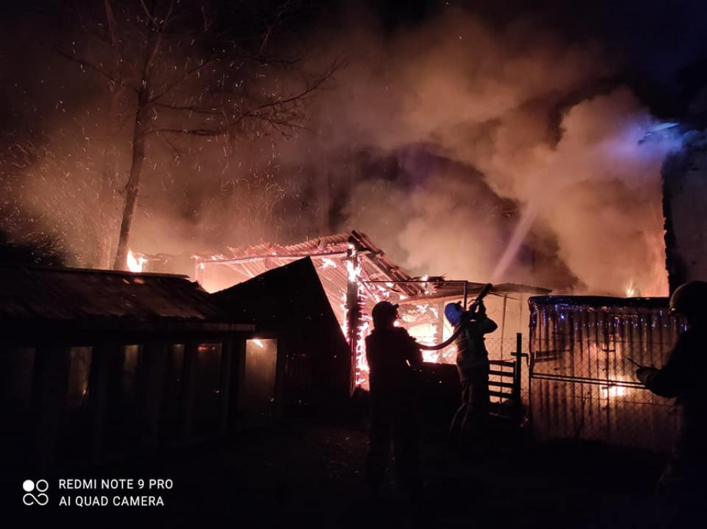 Pożar w Kaletach, spłonął budynek gospodarczy