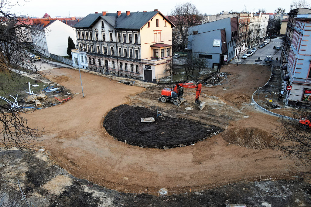 Tarnowskie Góry - rondo nabiera kształtów
