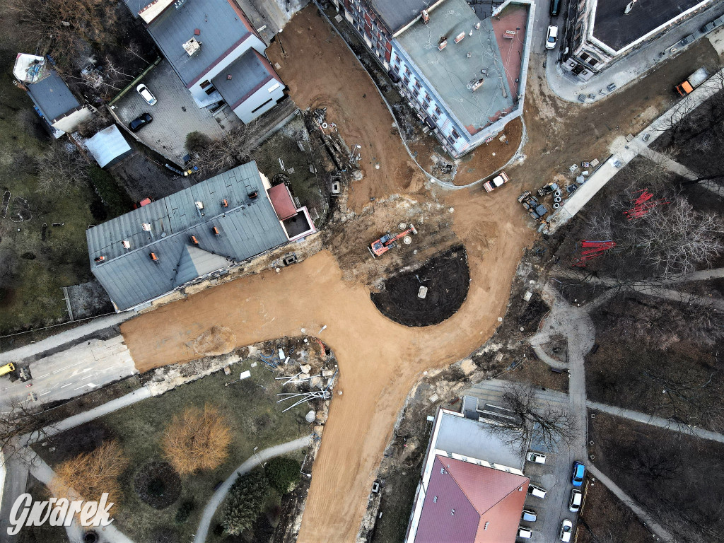Tarnowskie Góry - rondo nabiera kształtów