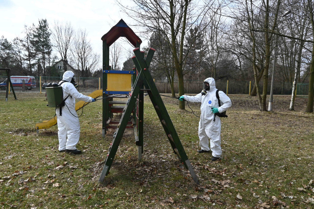 Wojsko rozpoczęło akcję odkażania miasta