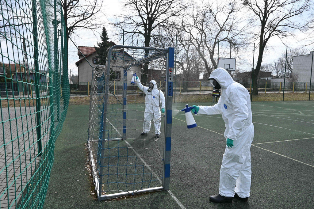 Wojsko rozpoczęło akcję odkażania miasta
