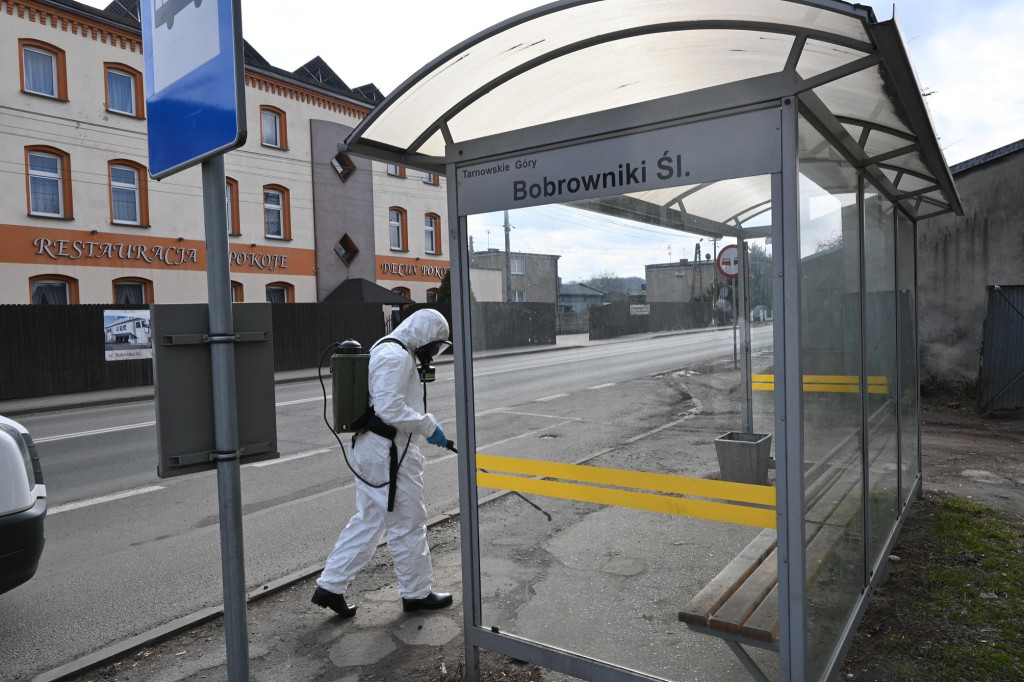 Wojsko rozpoczęło akcję odkażania miasta