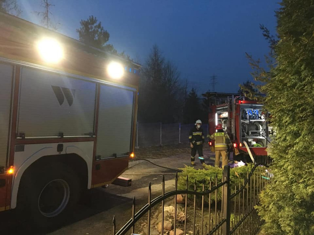 Pożar samochodu w Karchowicach