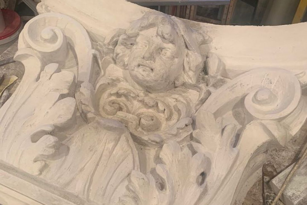 Willa miejska przy Legionów odzyskuje blask