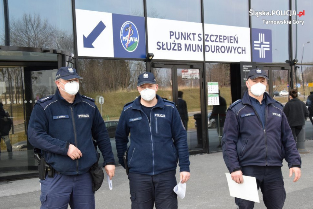 Nasi mundurowi dostają szczepionki