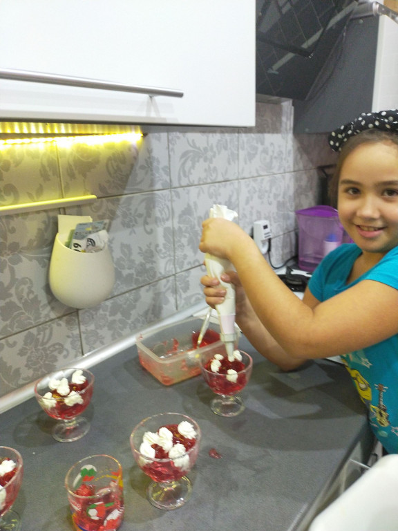 Żywe obrazy w miasteczkowskiej podstawówce