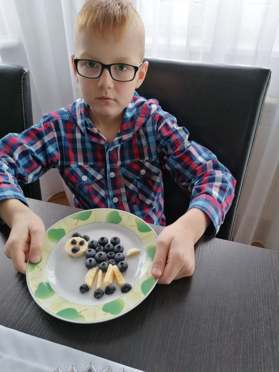 Żywe obrazy w miasteczkowskiej podstawówce