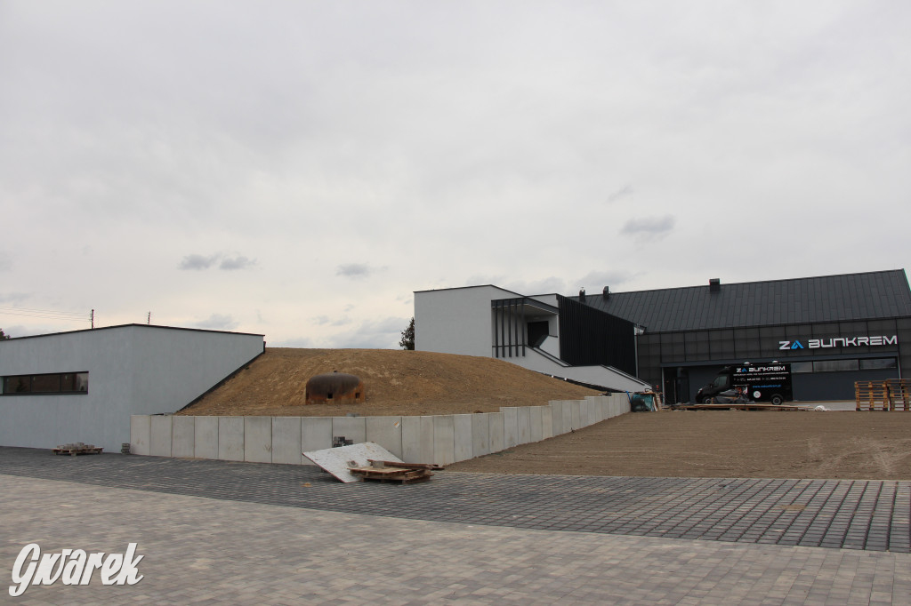 Bunkier, pub i pierwsza w Polsce interaktywna restauracja