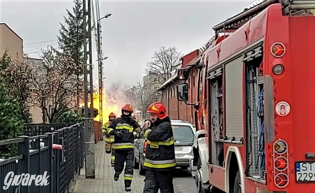 Tarnowskie Góry. Zapalił się gaz, dwie osoby ranne