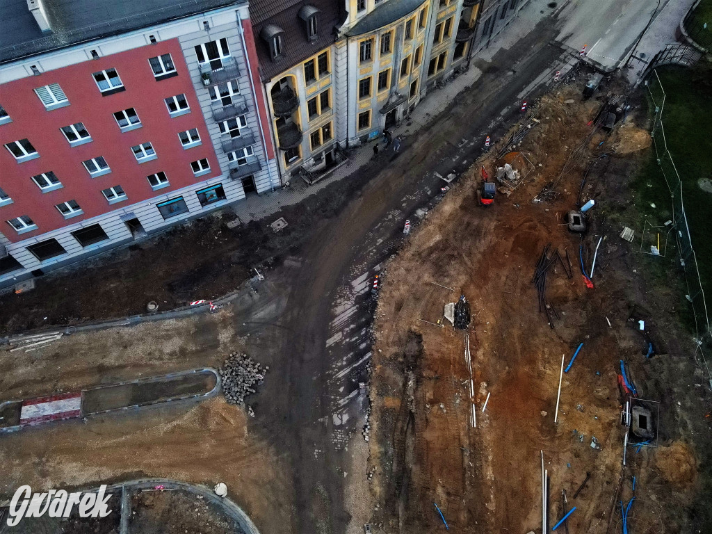 Budują rondo. Czy zdążą oddać je w terminie?