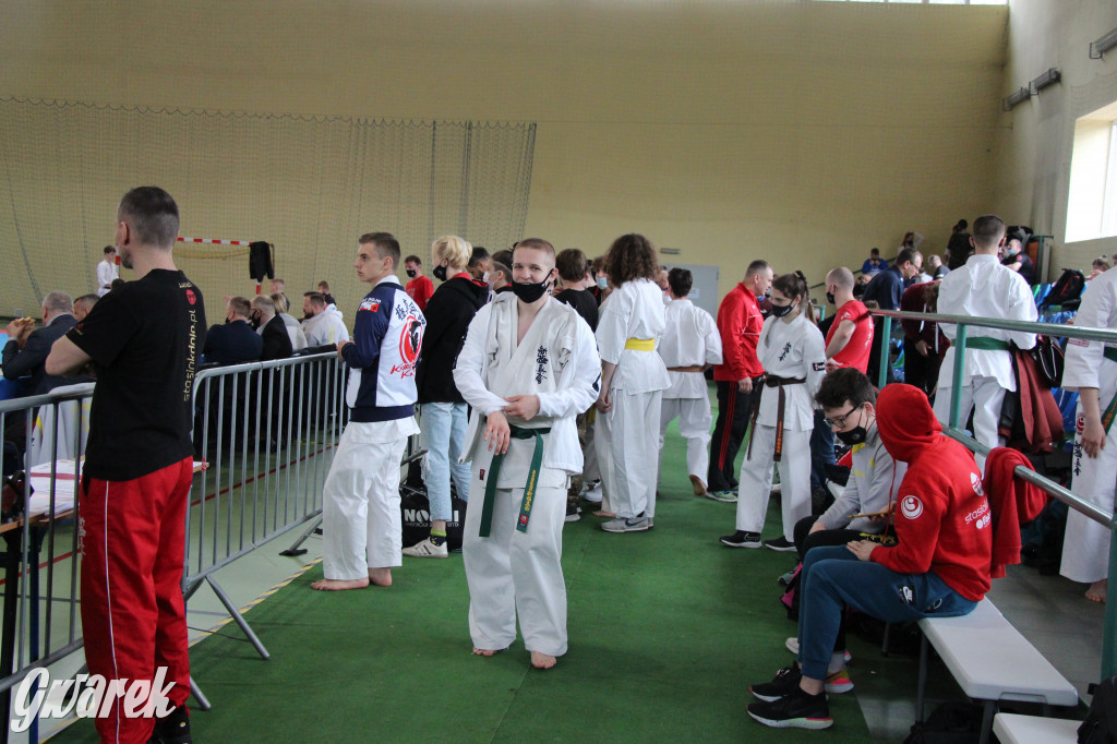 W Nakle Śląskim walczyli karatecy z całej Polski