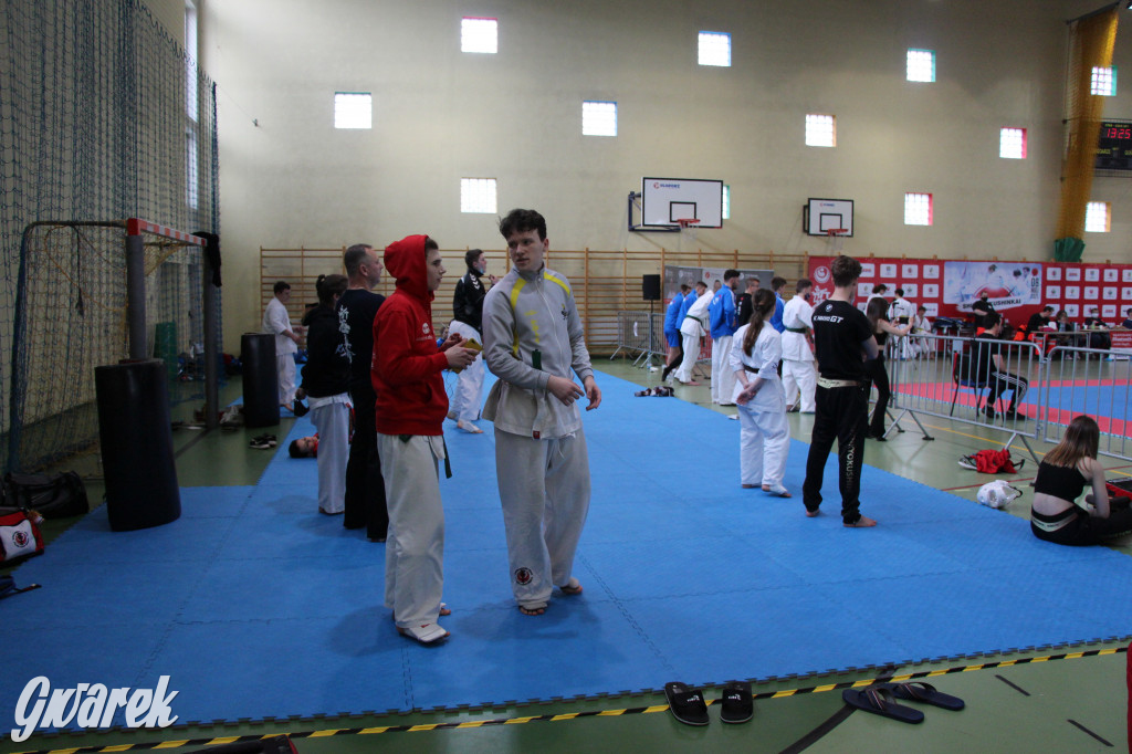 W Nakle Śląskim walczyli karatecy z całej Polski