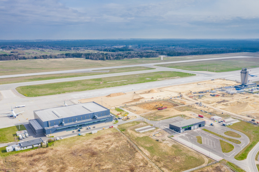 Lotnisko w Pyrzowicach w rozbudowie