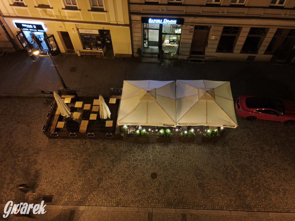 Tarnowskie Góry. Nocne życie w letnich ogródkach