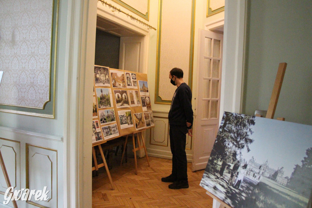 Pałac pełen blasku - wystawa w Pałacu Kawalera