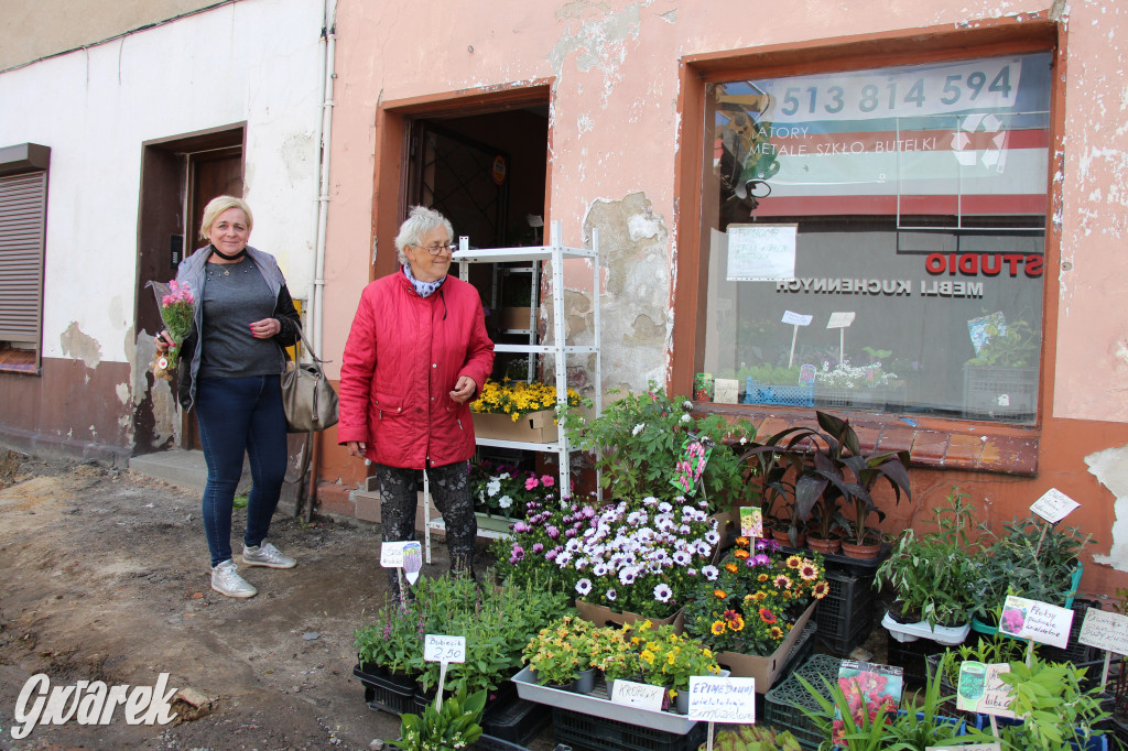 Handlowcy z ul. Szymały odcięci od klientów