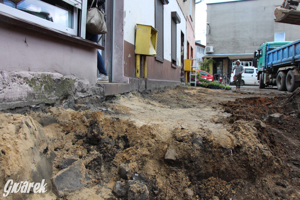Handlowcy z ul. Szymały odcięci od klientów