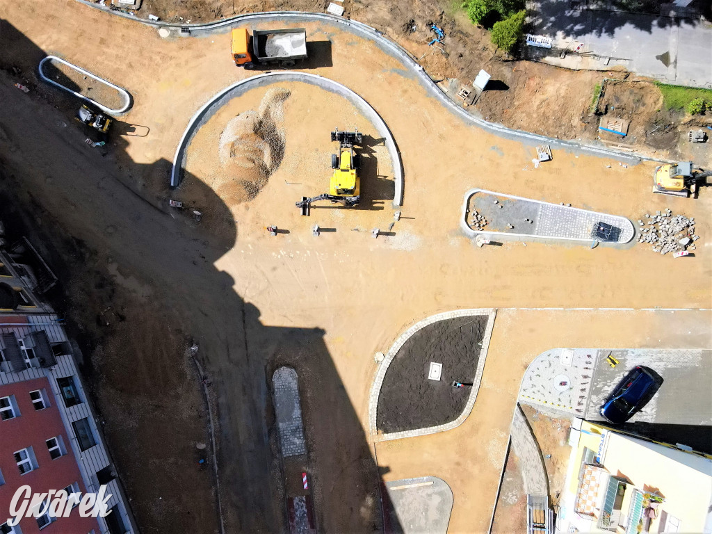 Tarnowskie Góry. Rondo nabiera kształtów. Co z patronem?