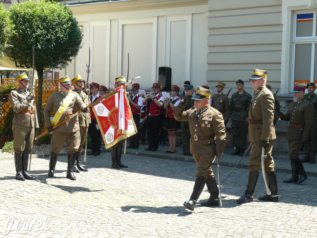 Odsłonięcie tablicy poświęconej dowódcy pułku