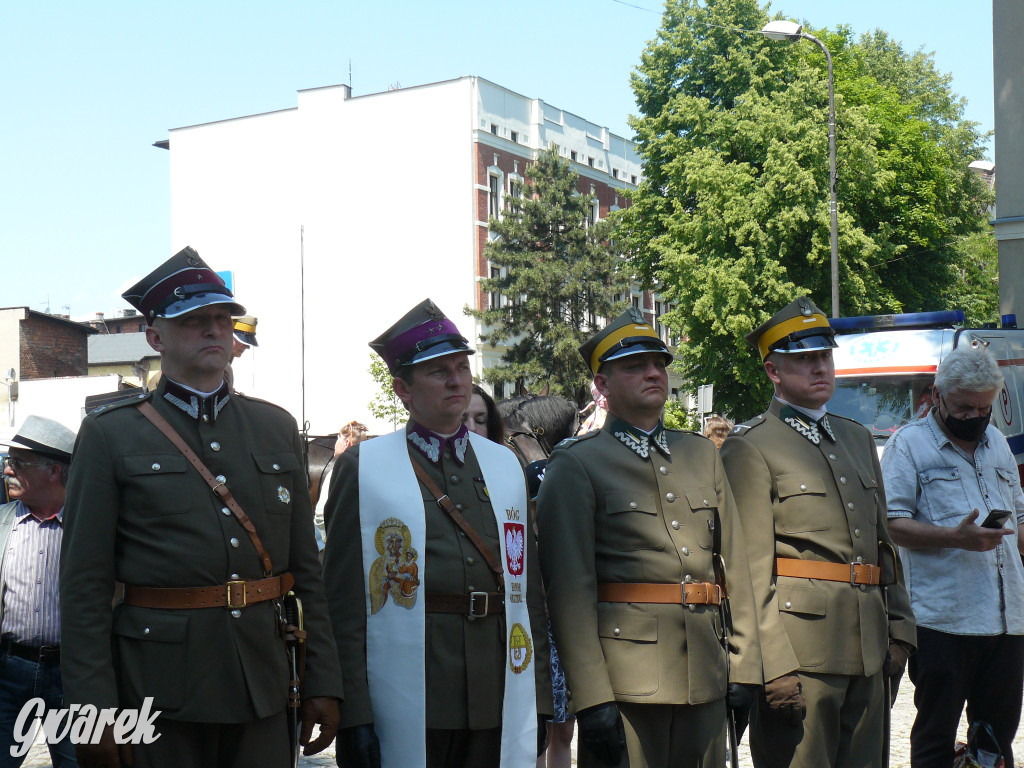 Odsłonięcie tablicy poświęconej dowódcy pułku