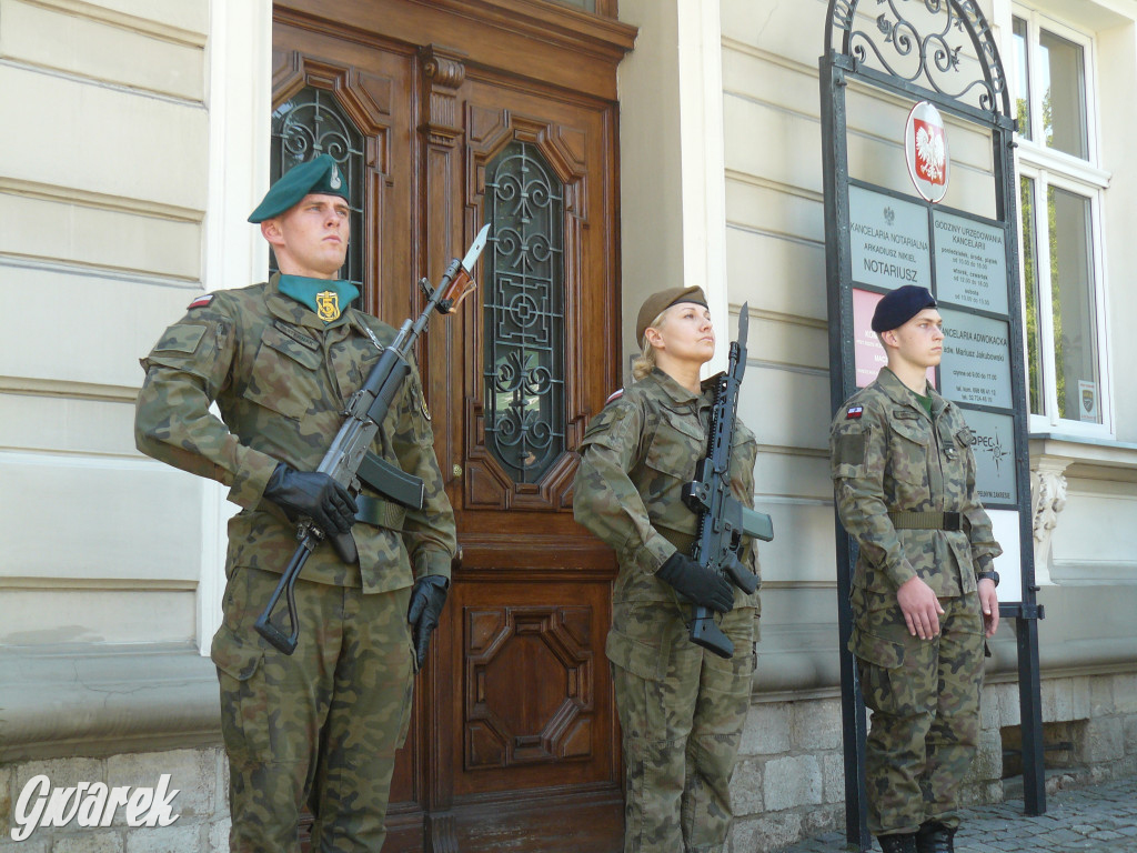 Odsłonięcie tablicy poświęconej dowódcy pułku