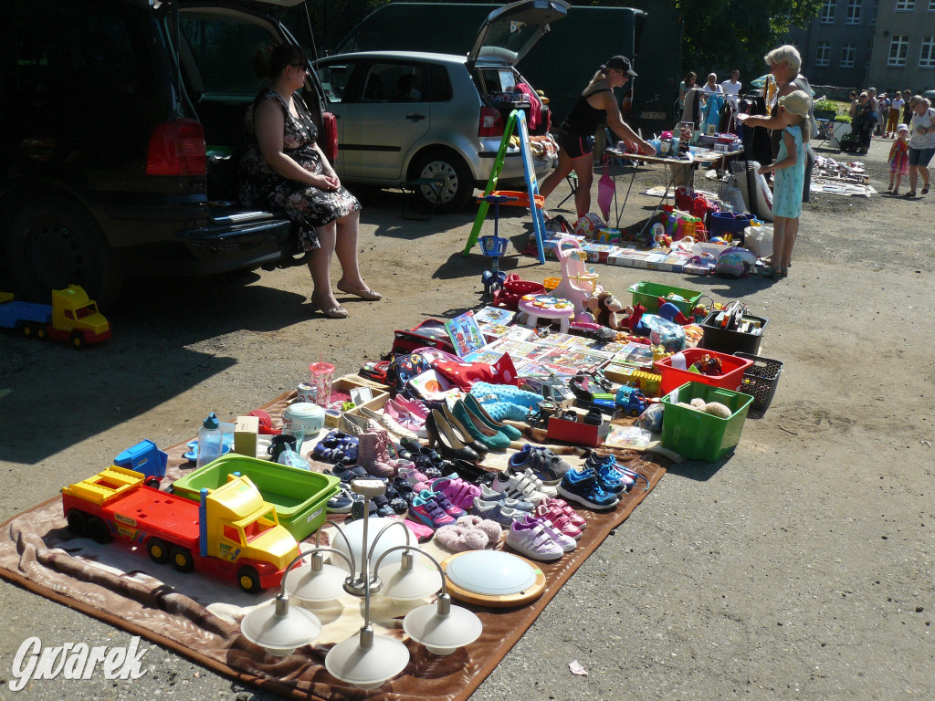 Pchli targ w Tarnowskich Górach