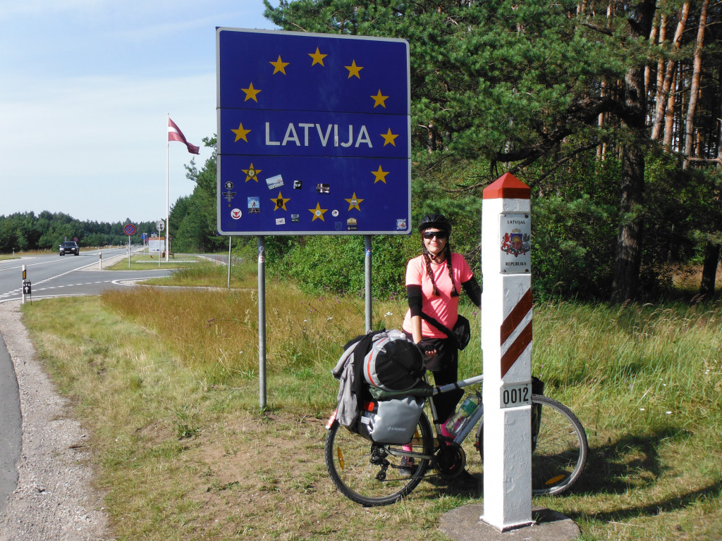 Wakacje na rowerze: sakwy, survival i wolność
