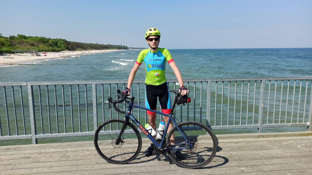 Druh na rowerze. Zbiera pieniądze dla swojej OSP