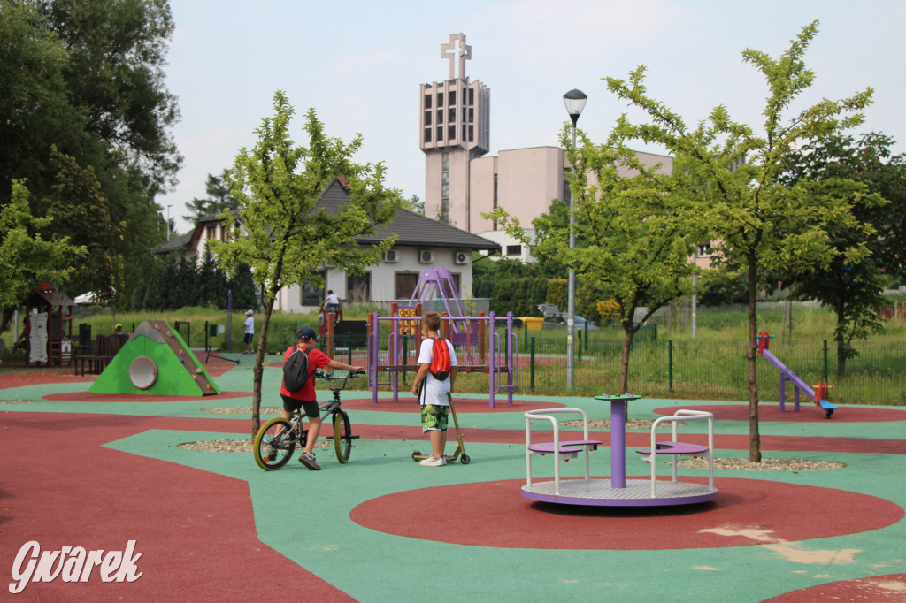 Planty w Radzionkowie. Aktywny czas dla dzieci i dorosłych